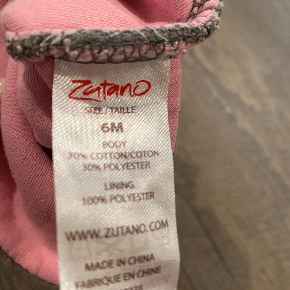 Zutano booties 6m
